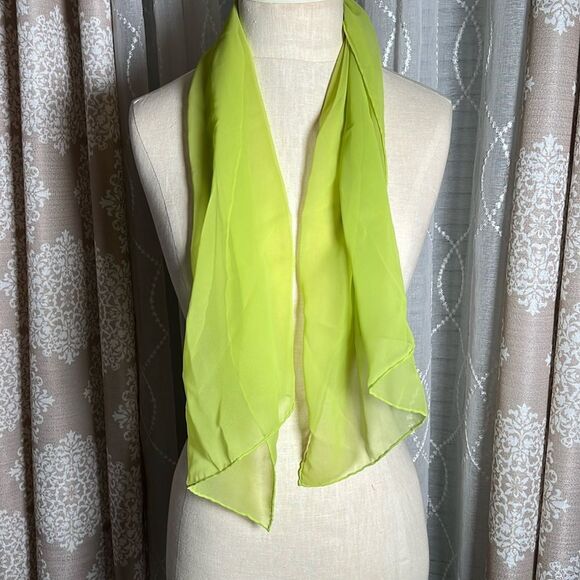 Sheer rectangle Scarf - Picture 2 of 3